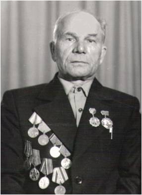 Нетёсов Леонид Артемьевич